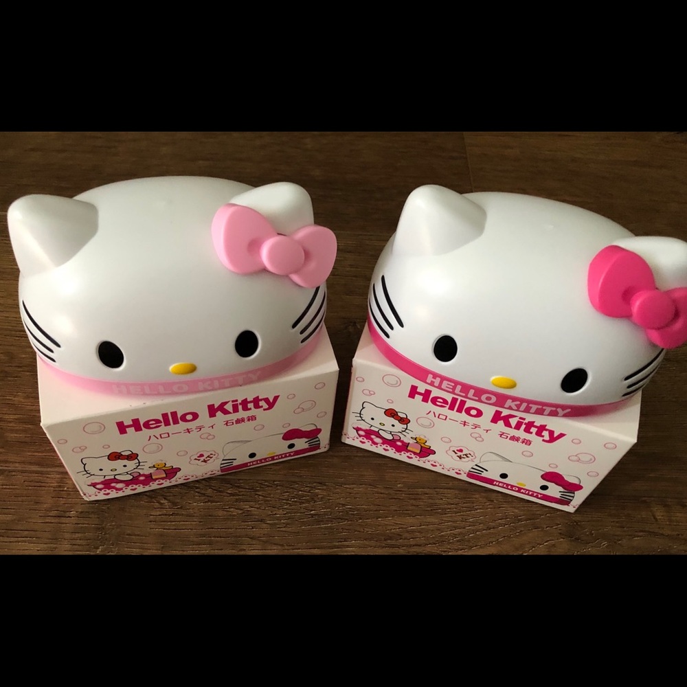Only 2 Left! HELLO KITTY-NWOT Travel SOAP CONTAINER